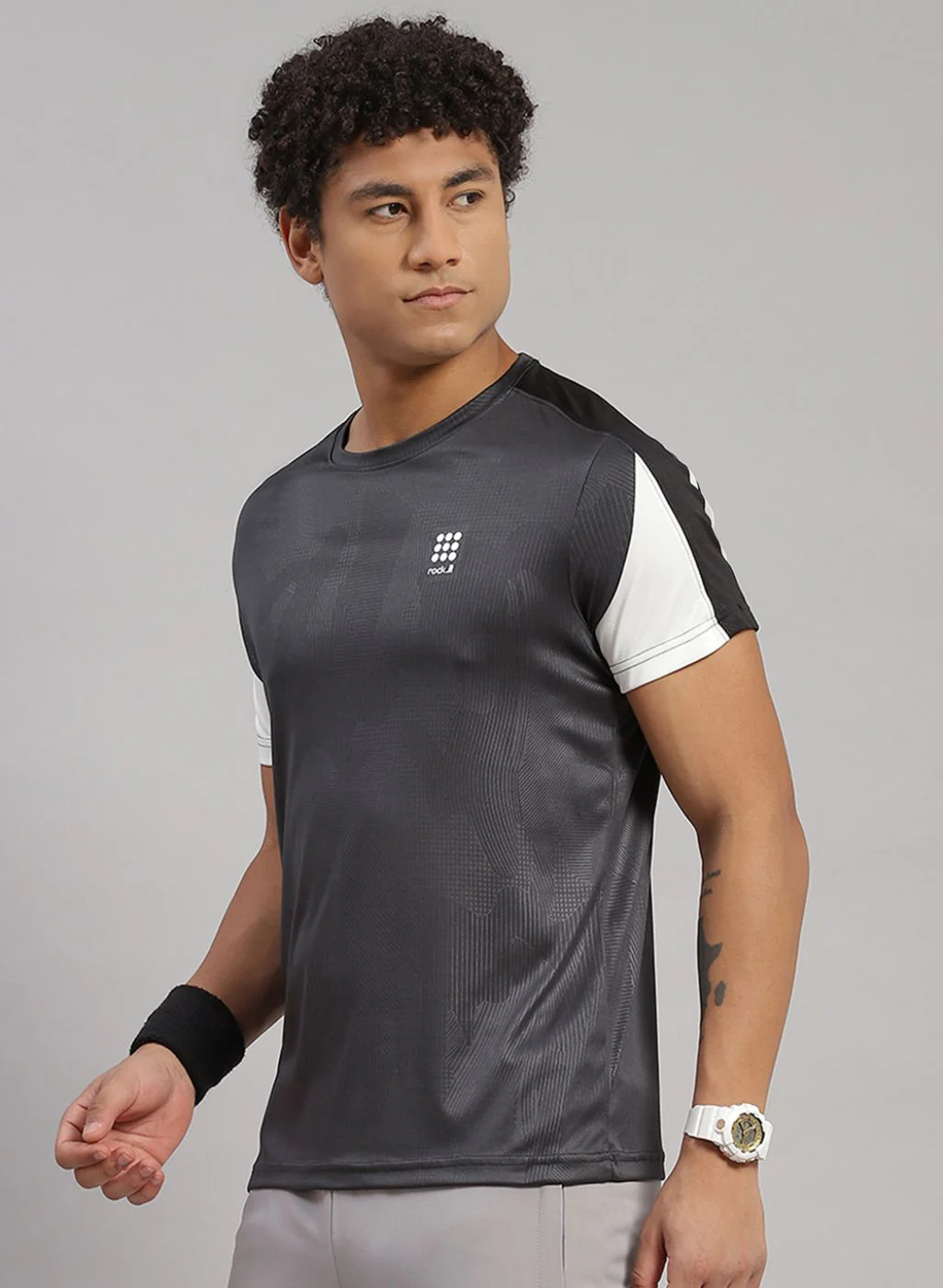Rock.it Men Grey Solid T-Shirt - Image 2