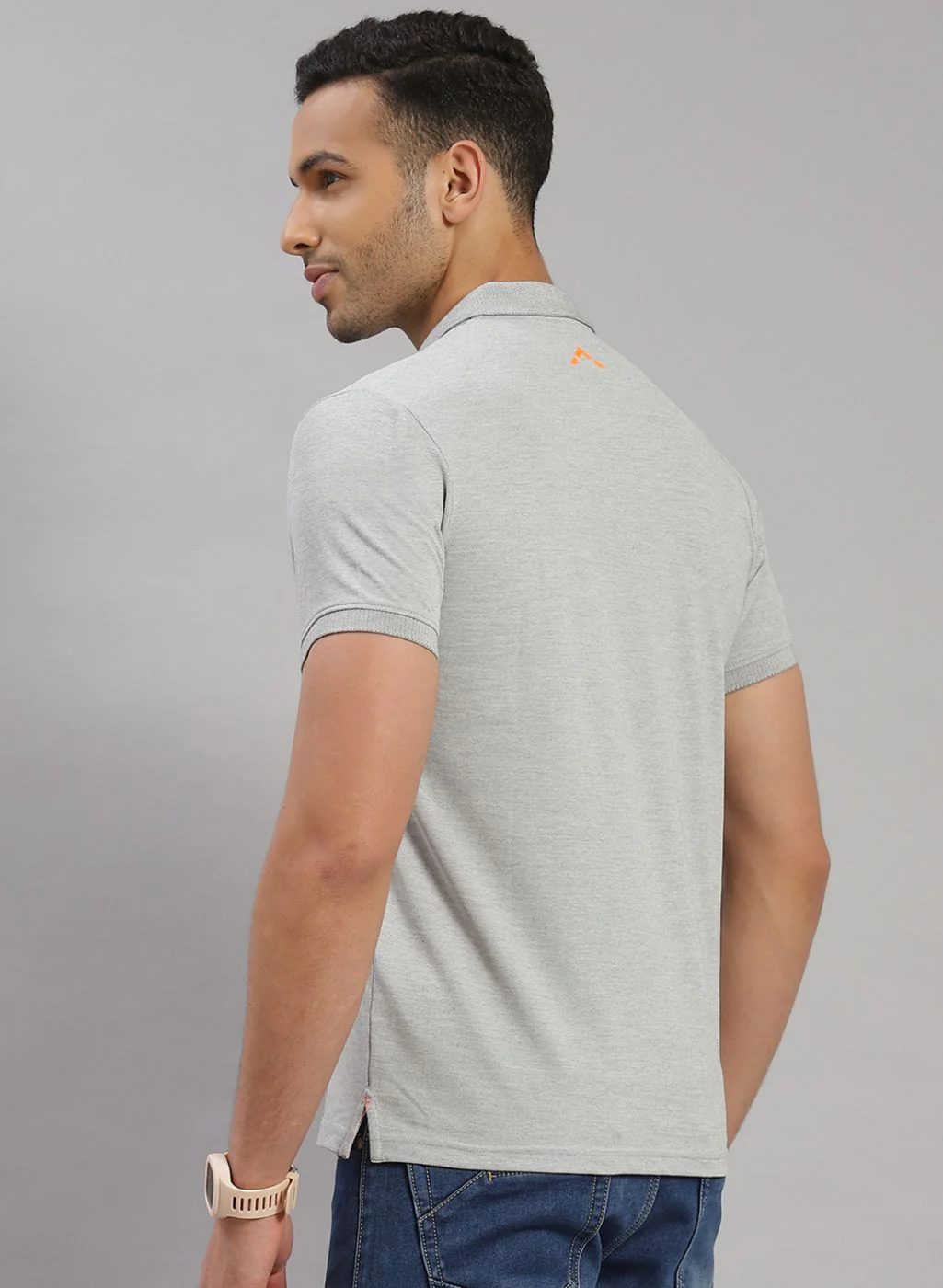 Rock.it Men Grey Solid T-Shirt - Image 5