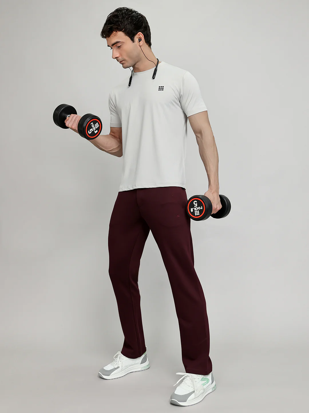 Rock.it Men Light Grey Solid Round Neck Half Sleeve T-Shirt - Image 6