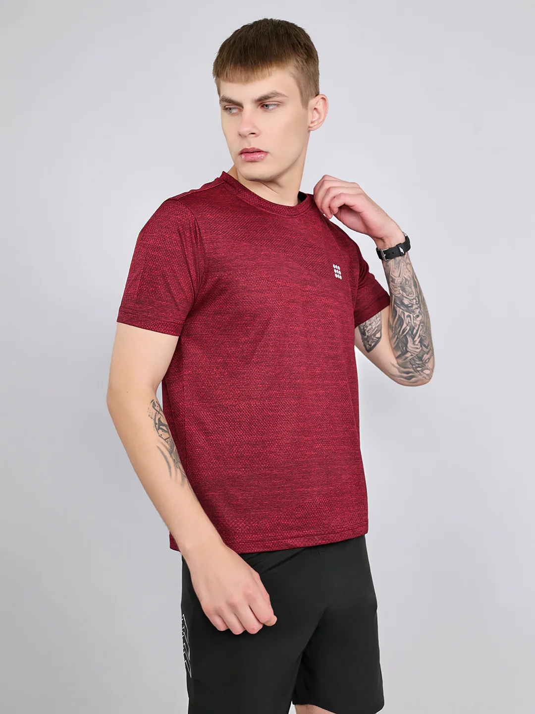 Rock.it Men Maroon Jacquard Round Neck Half Sleeve T-Shirt - Image 3
