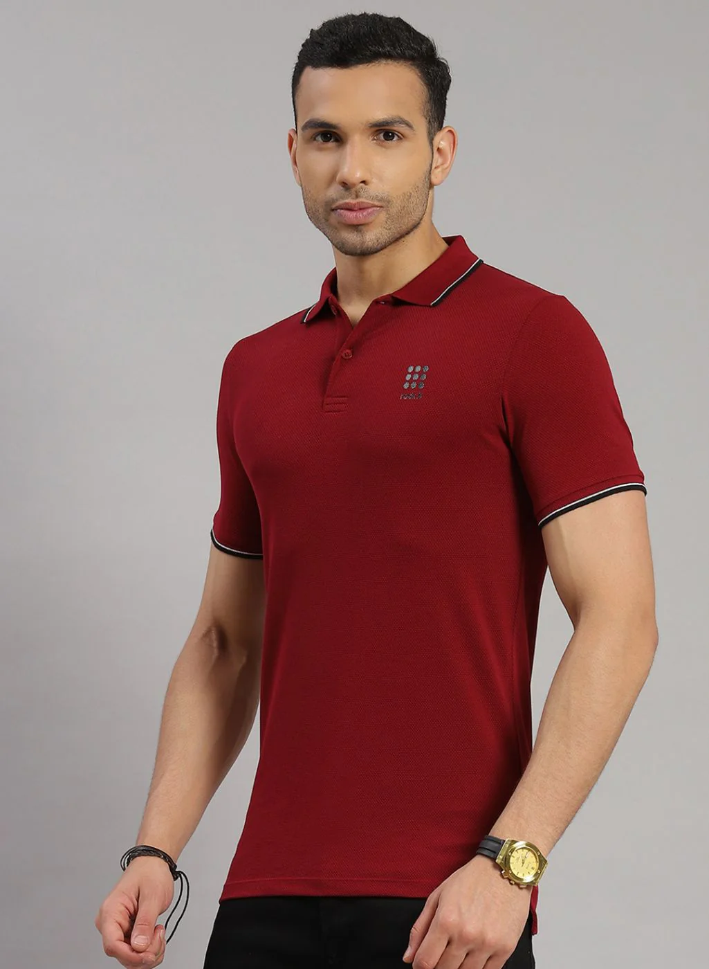 Rock.it Men Maroon Solid T-Shirt - Image 3