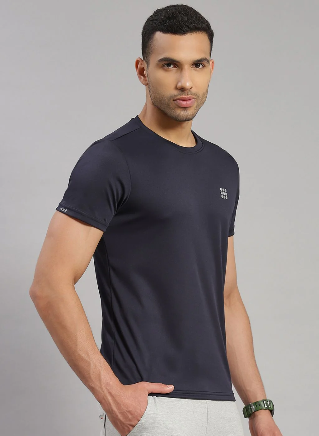 Rock.it Men Navy Blue Solid T-Shirt - Image 4