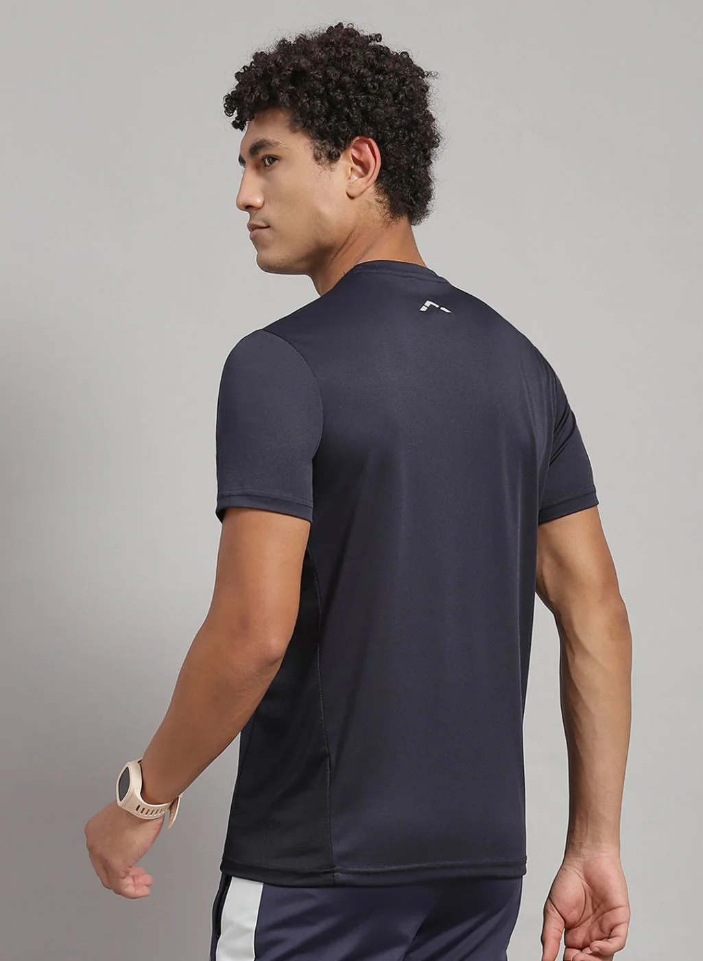 Rock.it Men Navy Blue Solid T-Shirt - Image 4