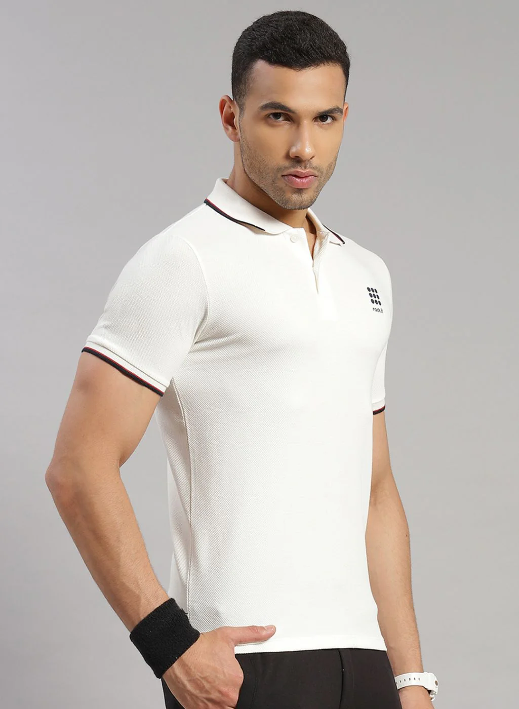Rock.it Men Off White Solid T-Shirt - Image 4