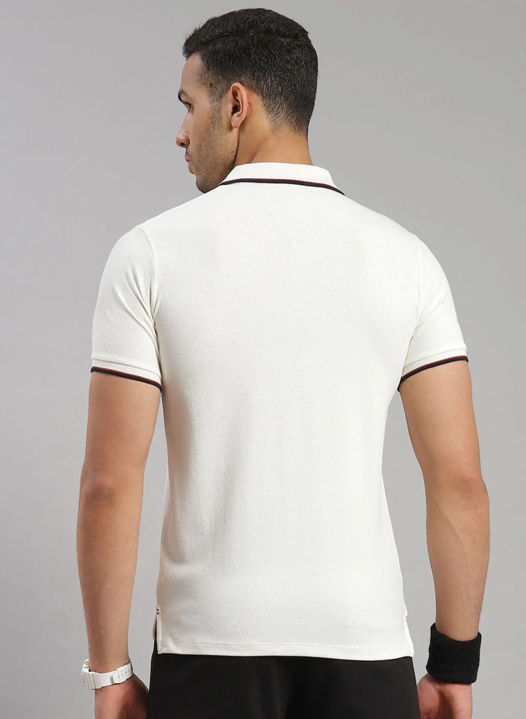 Rock.it Men Off White Solid T-Shirt - Image 5