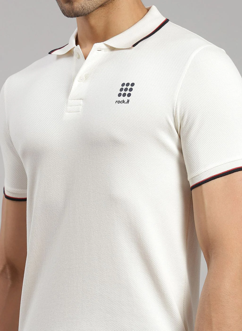 Rock.it Men Off White Solid T-Shirt - Image 6