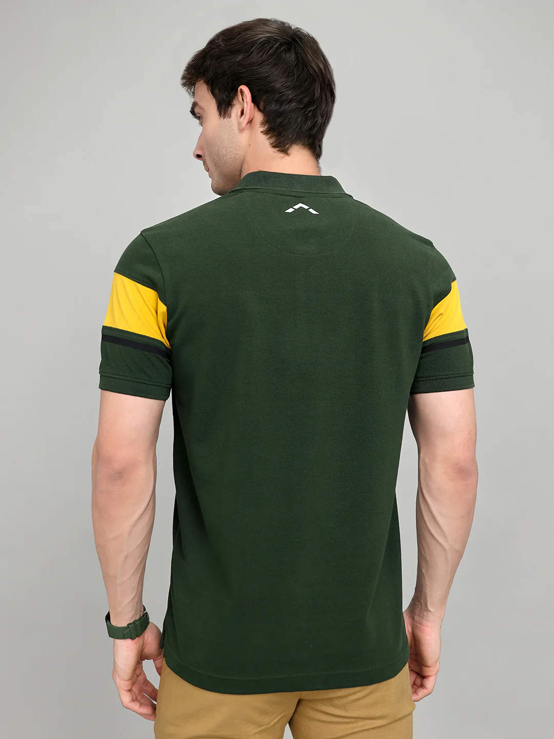 Rock.it Men Olive Colourblocked Collar Half Sleeve T-Shirt