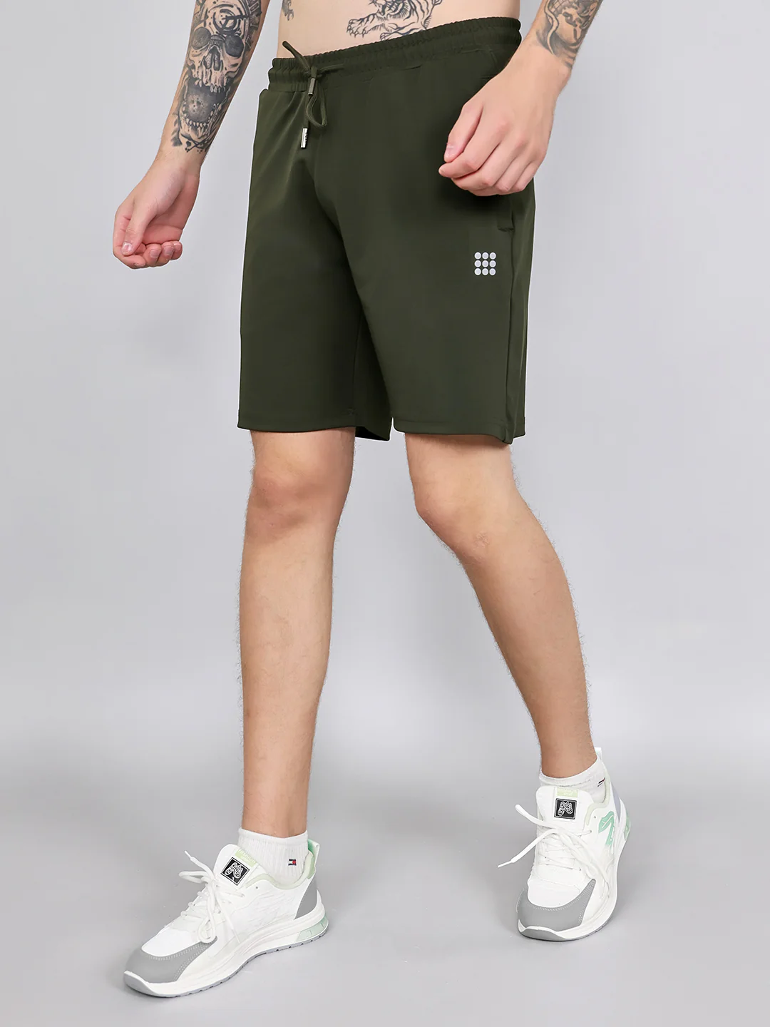 Rock.it Men Olive Solid Regular Fit Shorts - Image 2