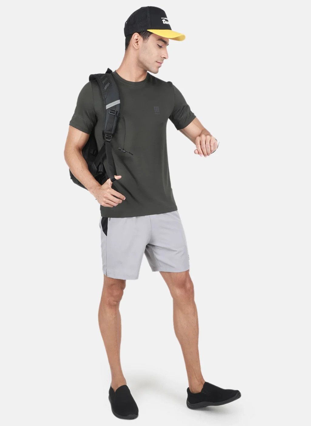 Rock.it Men Olive Solid T-Shirt - Image 4