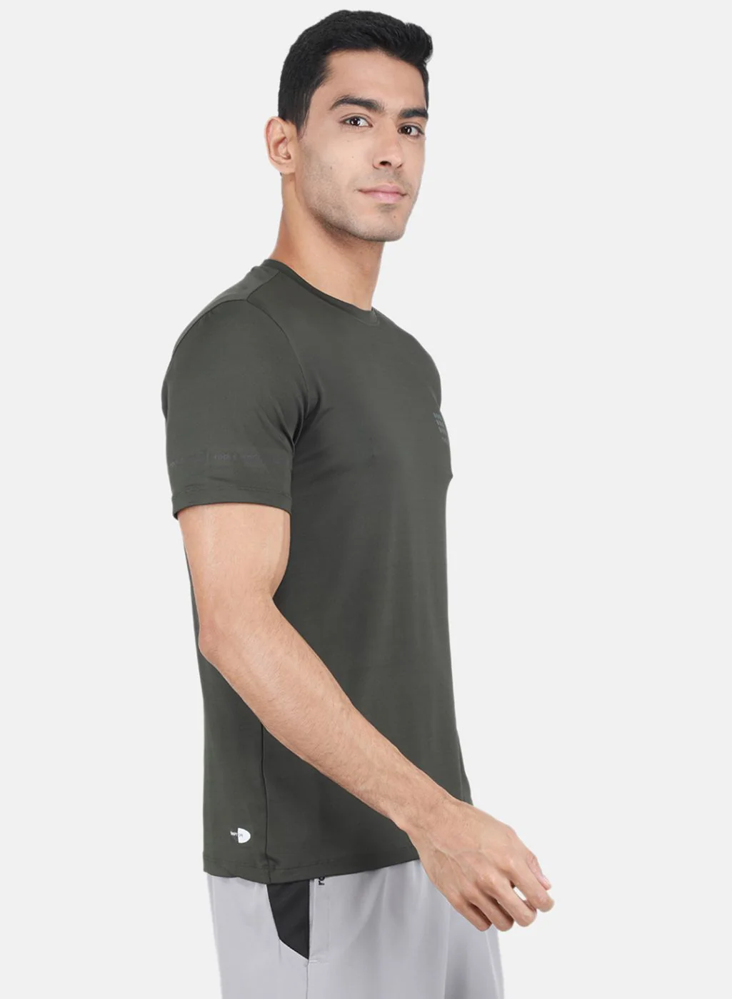 Rock.it Men Olive Solid T-Shirt - Image 6