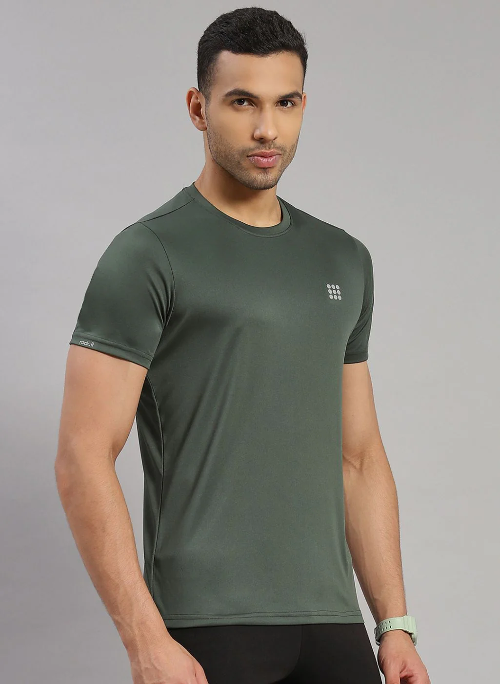 Rock.it Men Olive Solid T-Shirt - Image 4