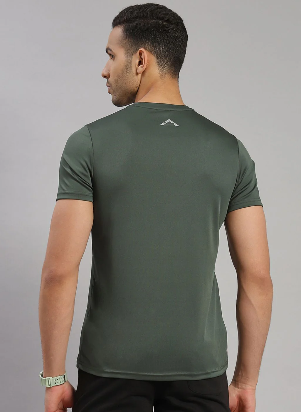 Rock.it Men Olive Solid T-Shirt - Image 5