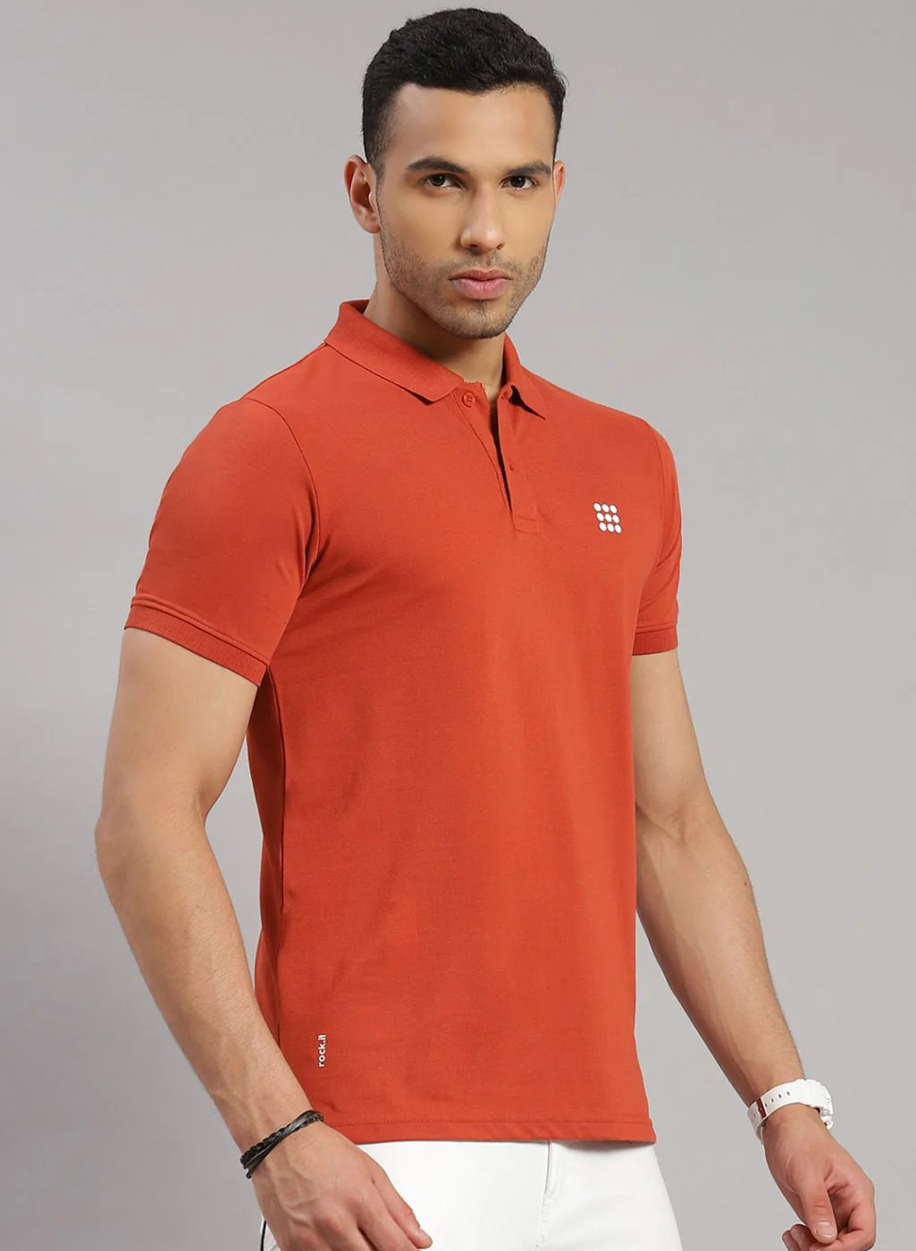 Rock.it Men Orange Solid T-Shirt - Image 4