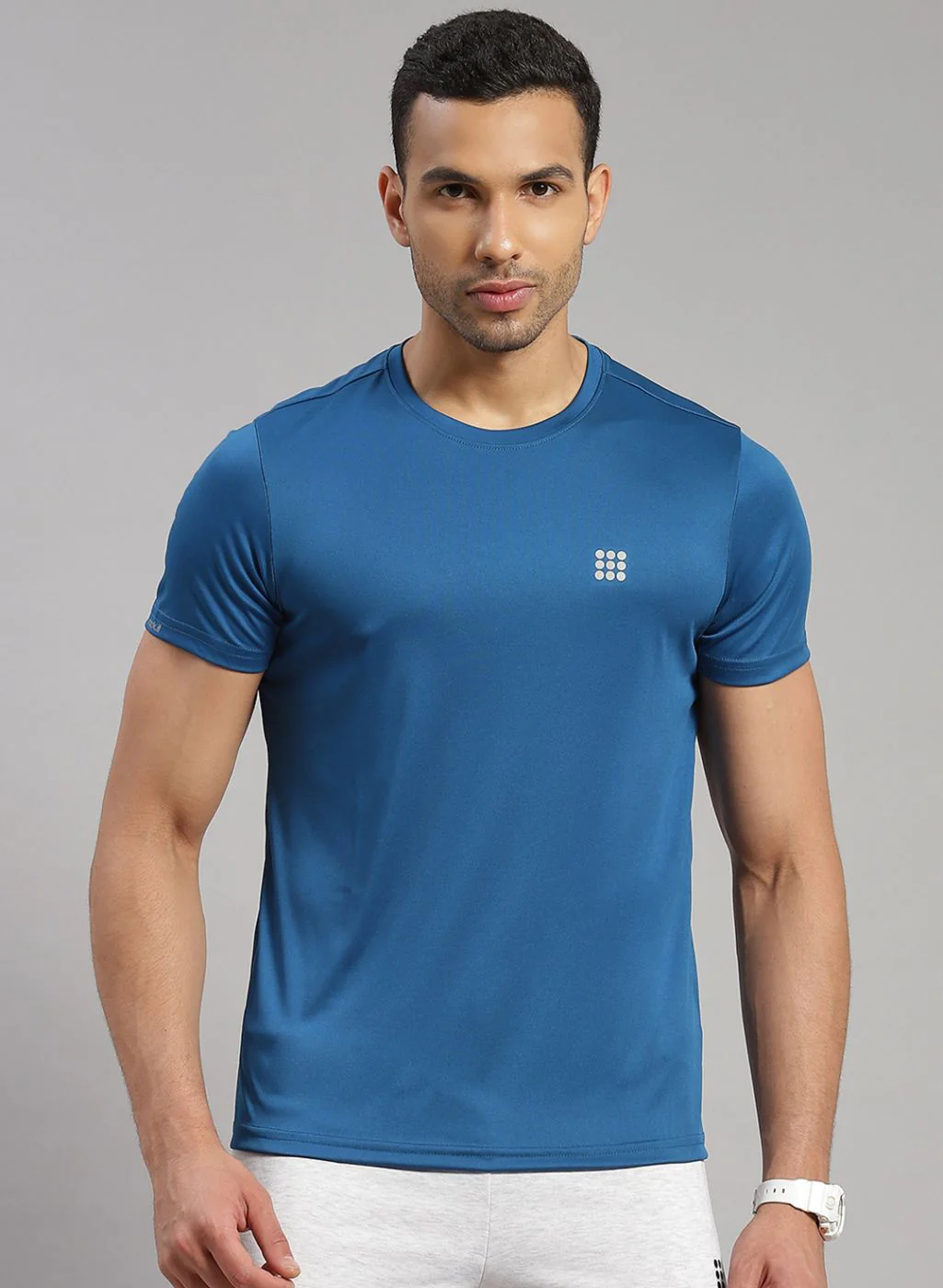 Rock.it Men Teal Blue Solid T-Shirt - Image 2