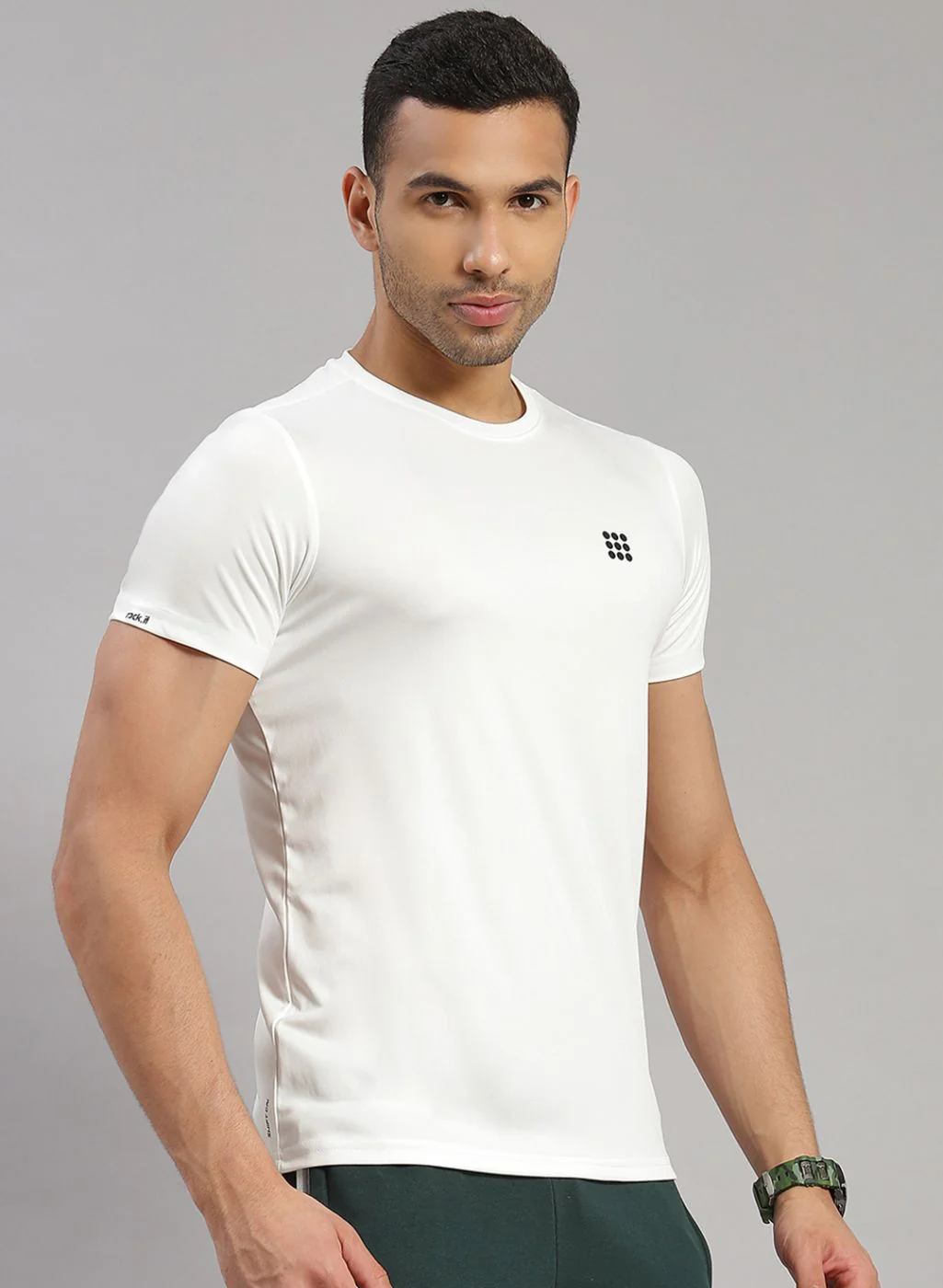 Rock.it Men White Solid T-Shirt - Image 4