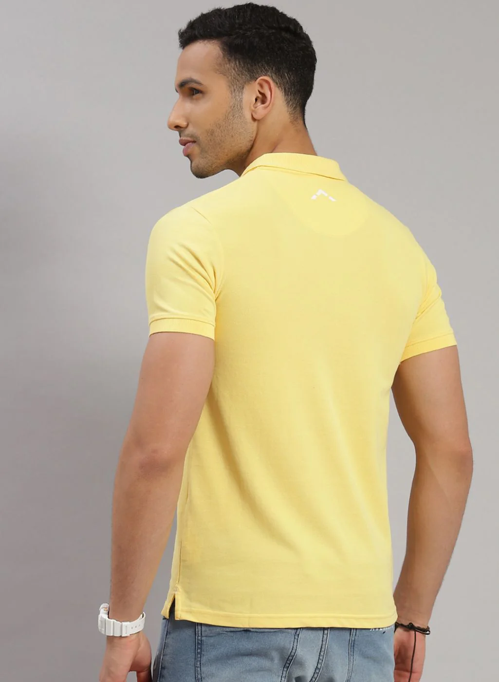 Rock.it Men Yellow Solid T-Shirt - Image 5