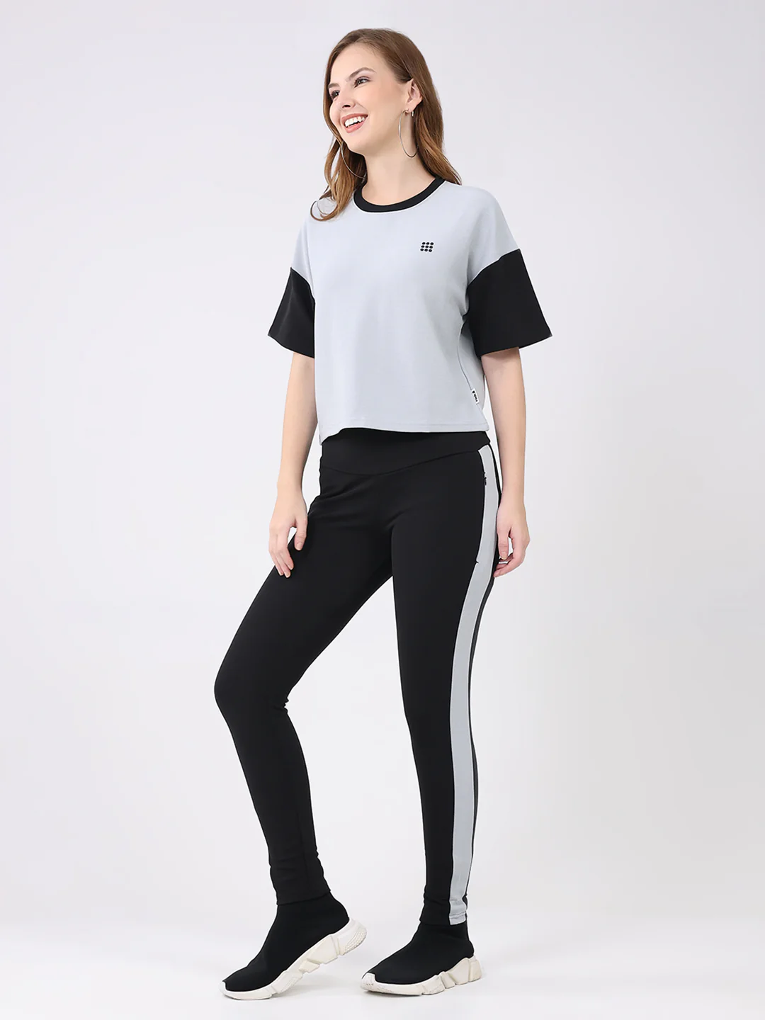 Rock.it Women Black & Grey Solid Round Neck Half Sleeve Cords Set - Image 3