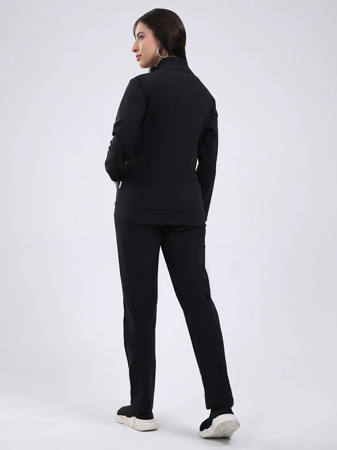 Rock.it Women Black Solid Collar Full Sleeve Winter Tracksuit - Image 5