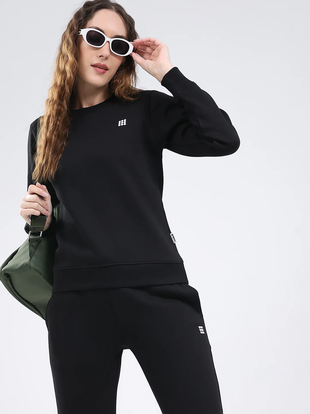 Rock.it Women Black Solid Round Neck Full Sleeve Winter Tracksuit - Image 6