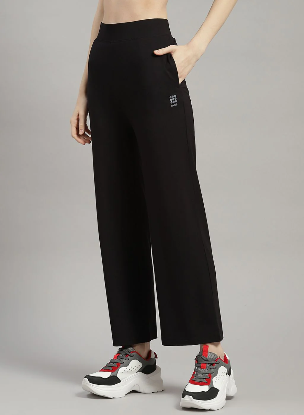 Rock.it Women Black Solid Trackpant - Image 2