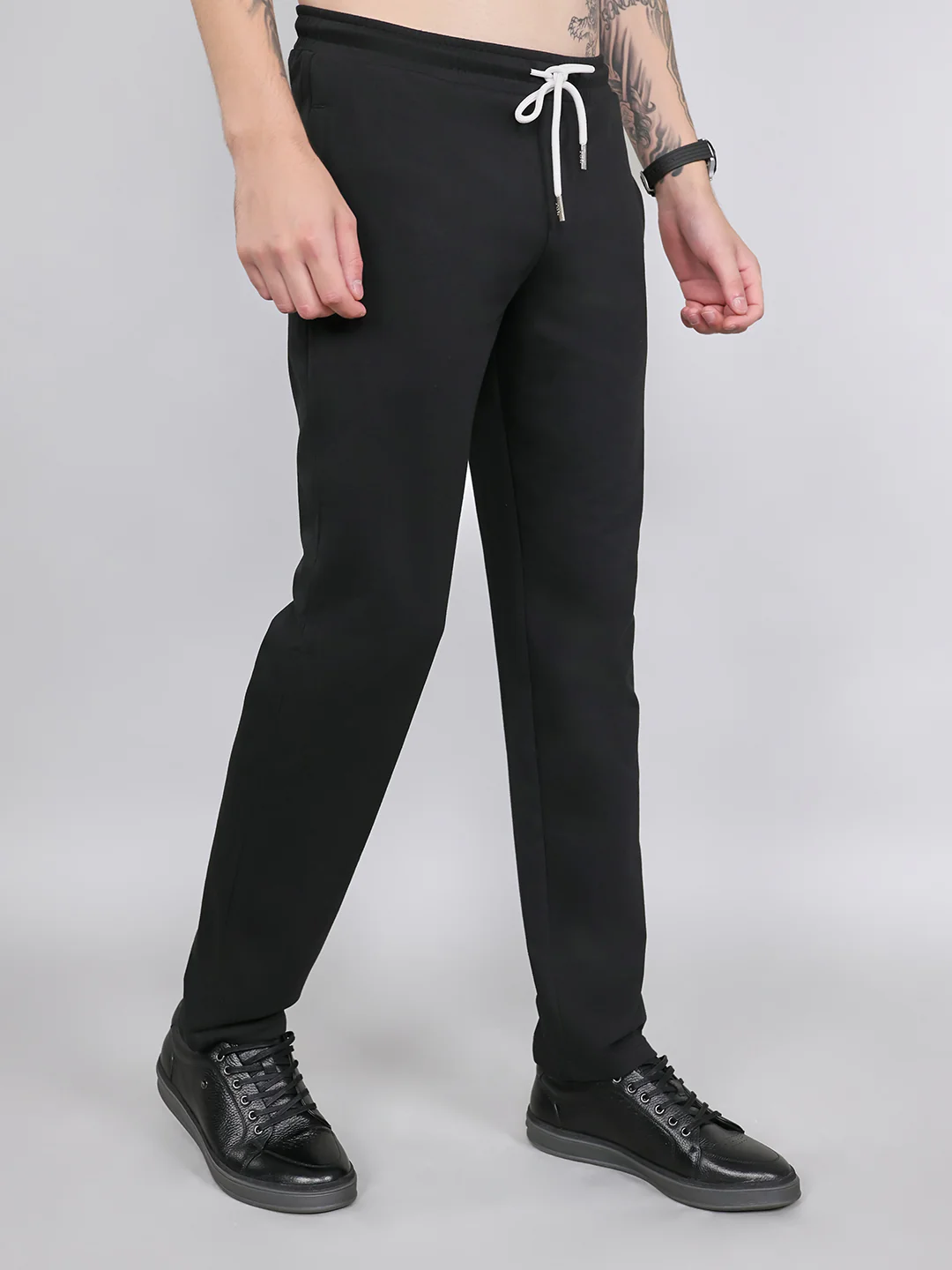 Rock.it Men Black Solid Smart Fit Lower - Image 3