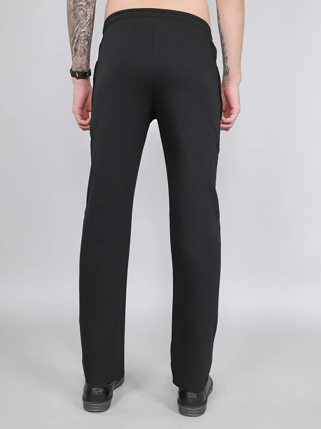 Rock.it Men Black Solid Smart Fit Lower - Image 4