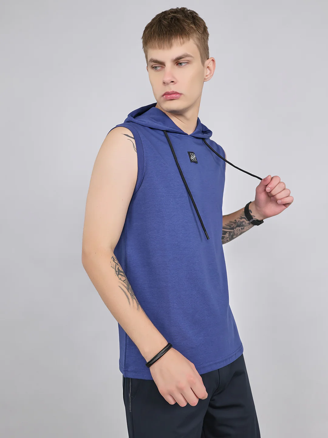 Rock.it Men Blue Solid Hooded Sleeveless T-Shirt - Image 3