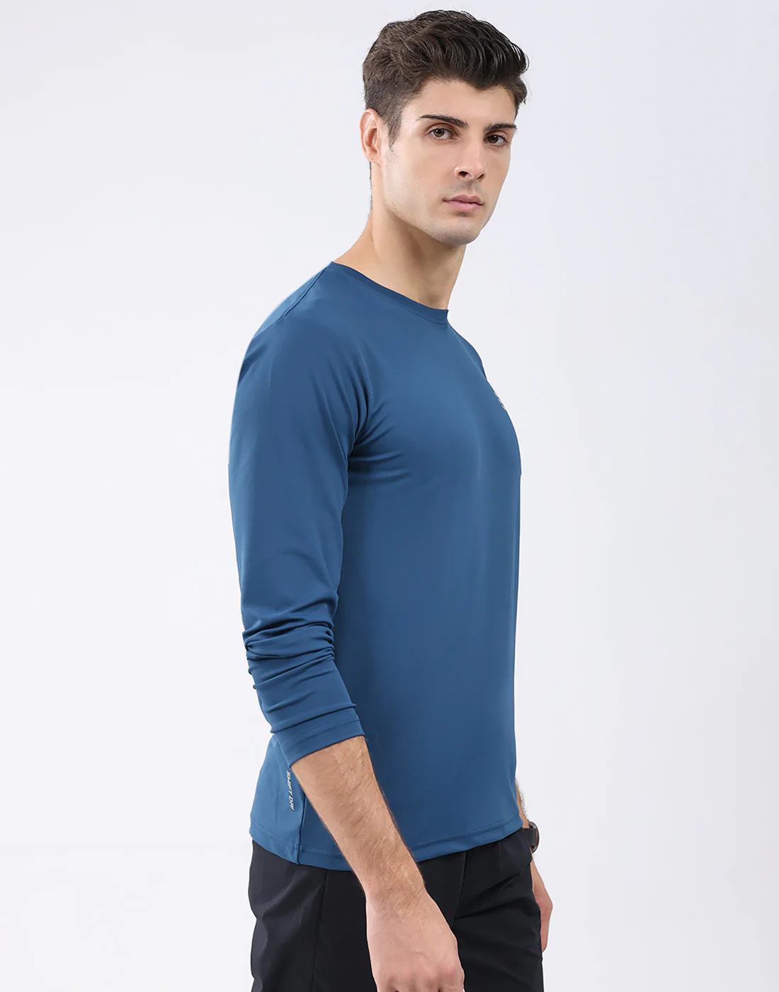 Rock.it Men Blue Solid Round Neck Full Sleeve T-Shirt - Image 3