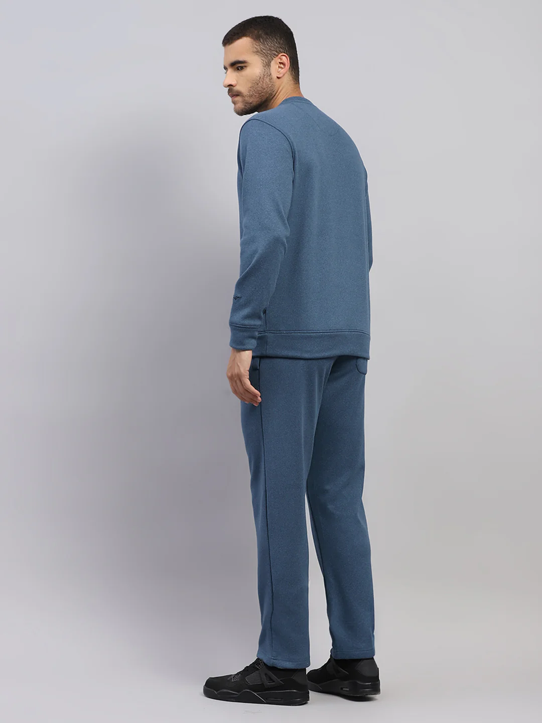 Rock.it Men Dark Blue Solid Round Neck Sleeveless Winter Tracksuit - Image 5