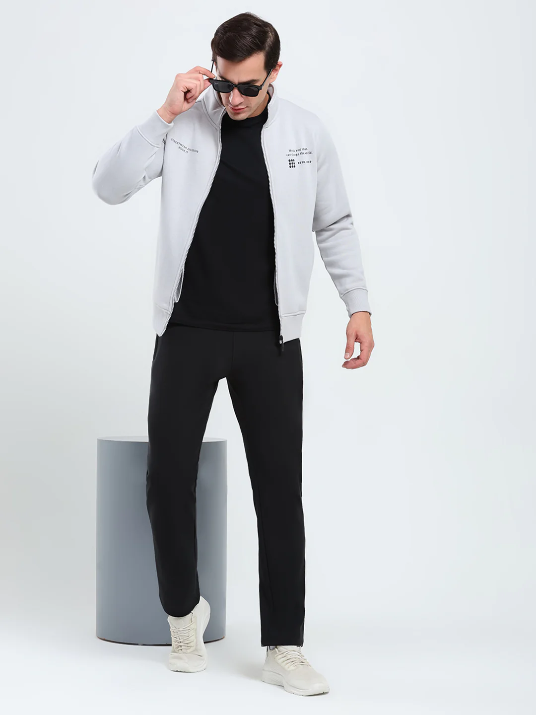 Rock.it Men Grey Solid Mock Neck Full Sleeve Sweatshirt - Image 2