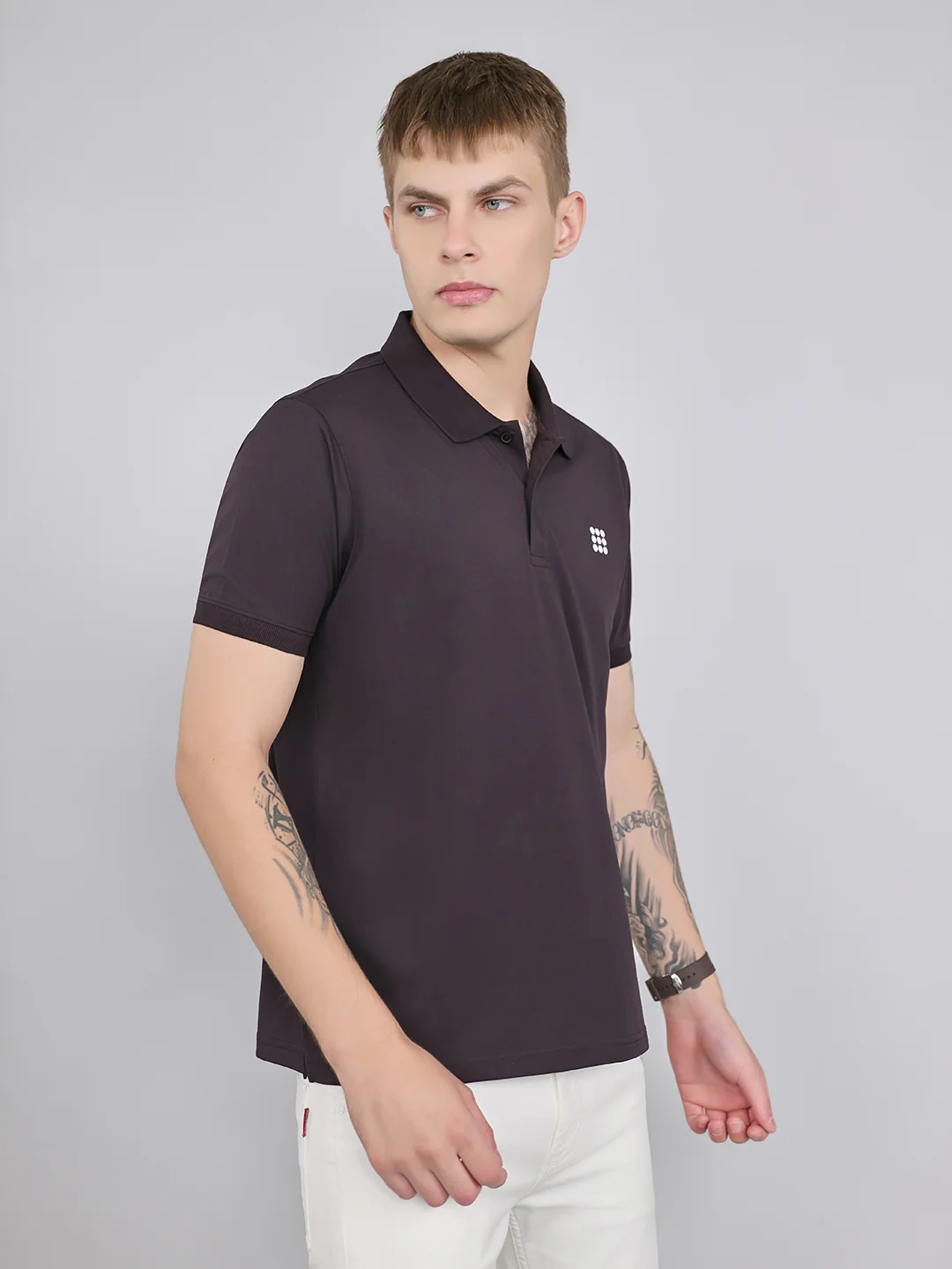 Rock.it Men Maroon Solid Collar Half Sleeve T-Shirt - Image 3