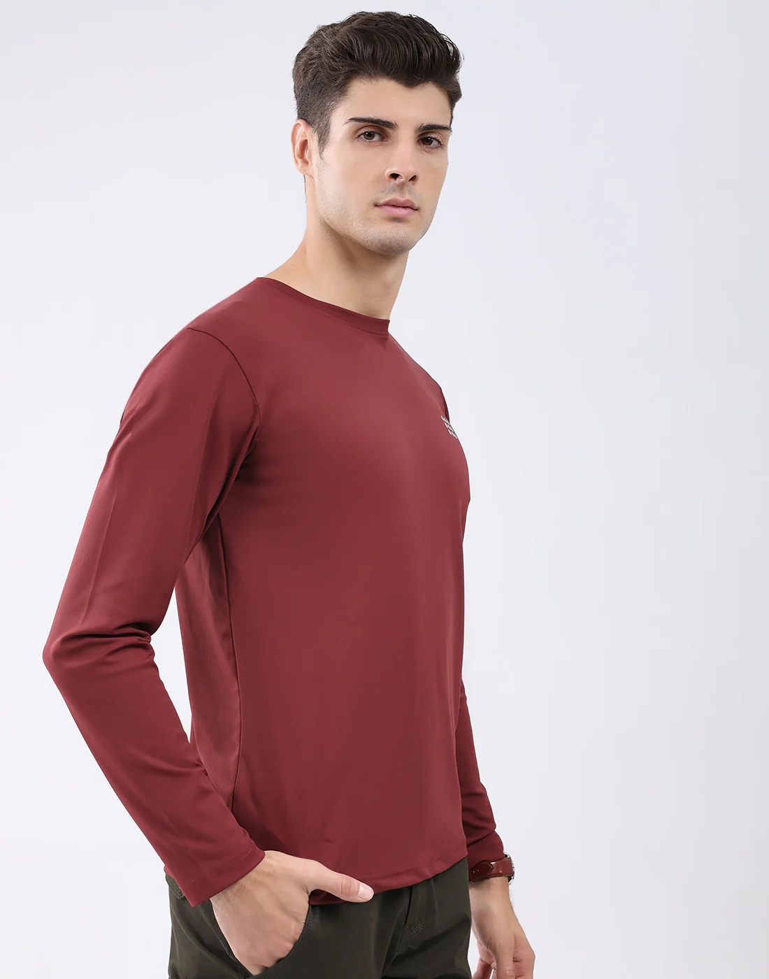 Rock.it Men Maroon Solid Round Neck Full Sleeve T-Shirt - Image 3