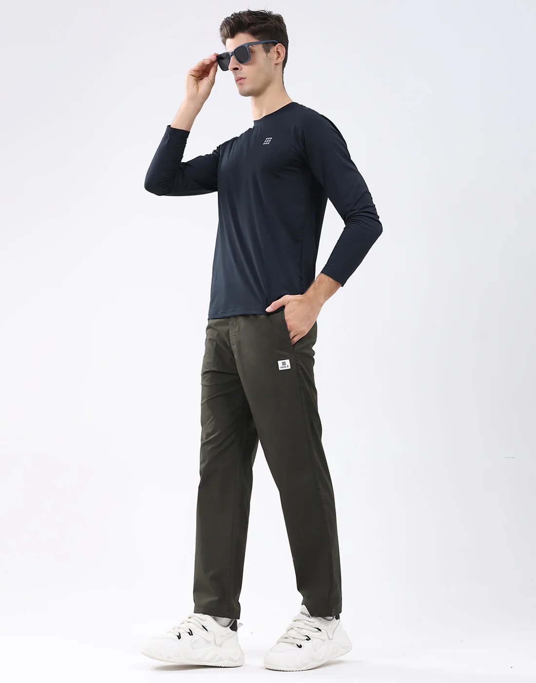 Rock.it Men Olive Solid Regular Fit Winter Lower - Image 5