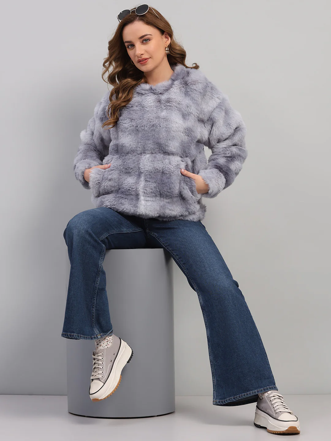 Rock.it Women Grey Self Design Round Neck Full Sleeve Sweatshirt - Image 2