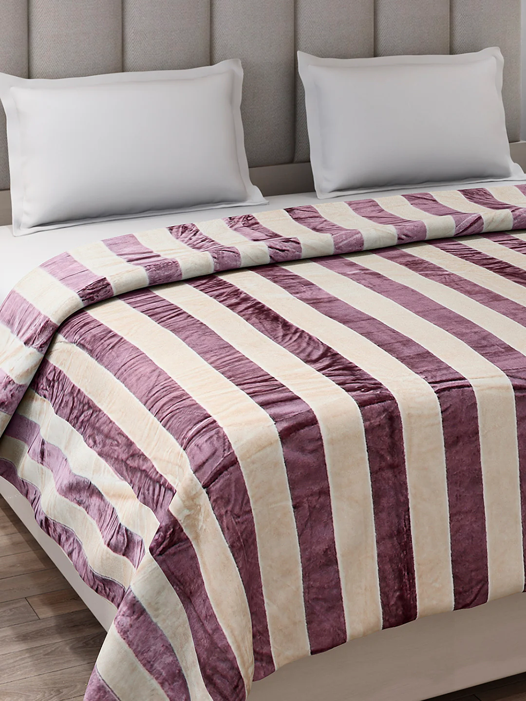 Striped Double Bed 300 GSM Blanket for AC Room - (Cosmos) - Image 4