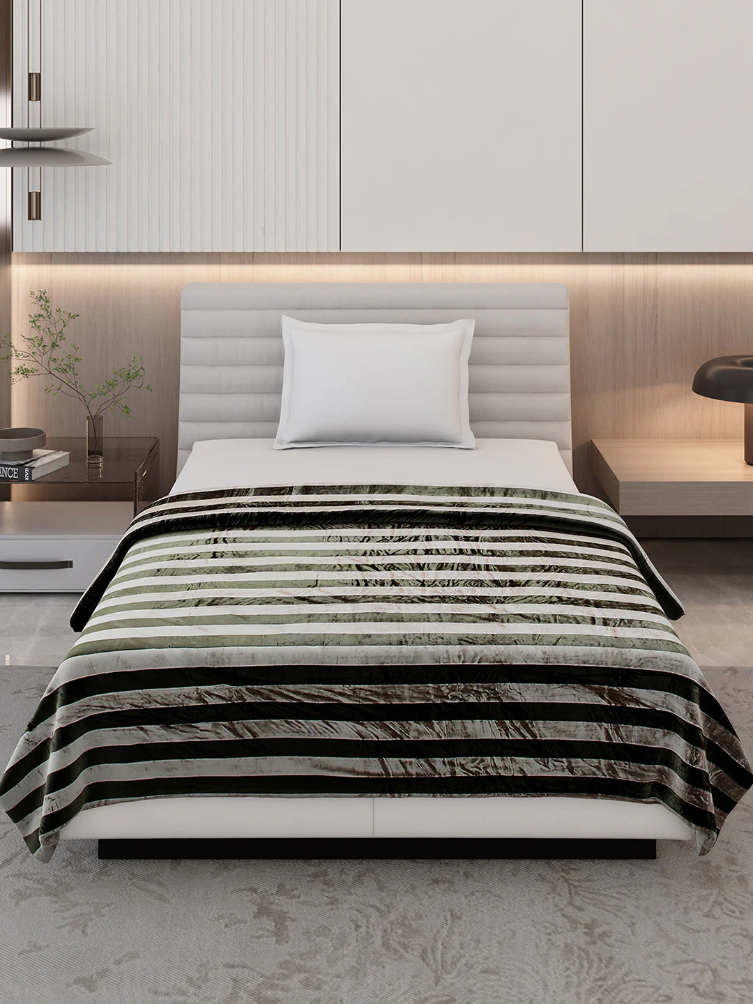 Striped Single Bed 300 GSM Blanket for AC Room - (Tribal) - Image 3
