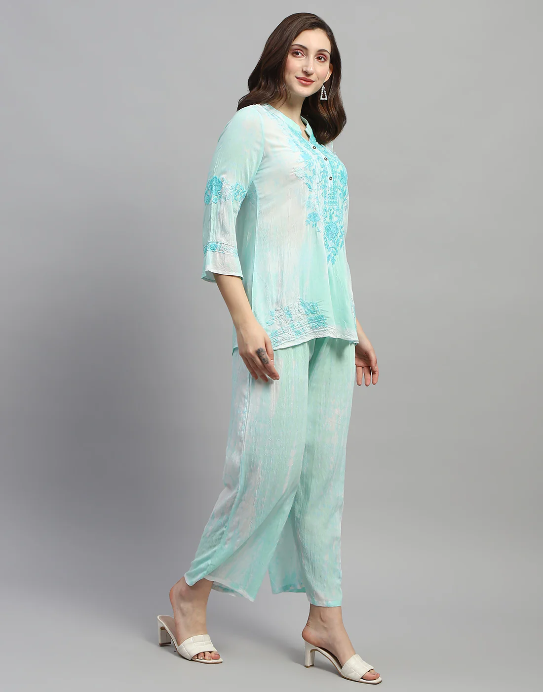 Women Aqua Blue Embroidered V Neck 3/4 Sleeve Cords Set - Image 4