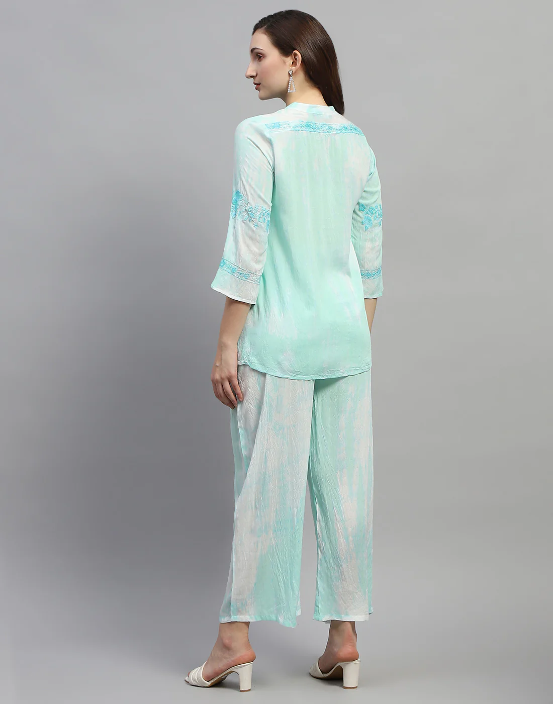 Women Aqua Blue Embroidered V Neck 3/4 Sleeve Cords Set - Image 5