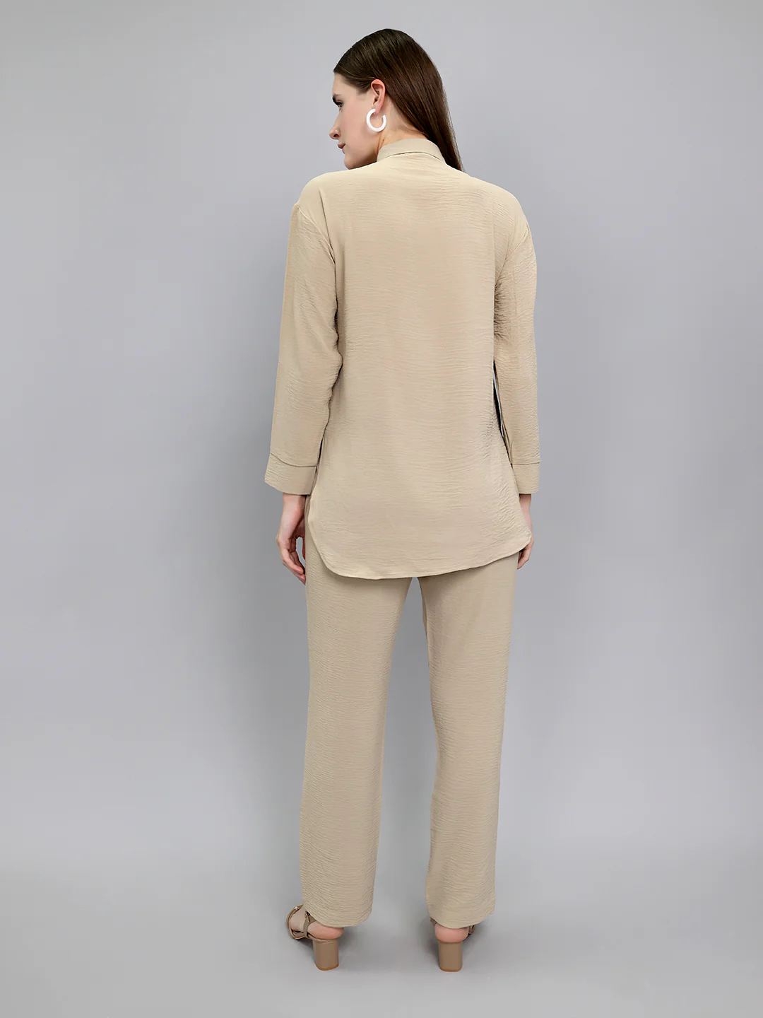 Women Beige Embroidered Collar Full Sleeve Cords Set - Image 4