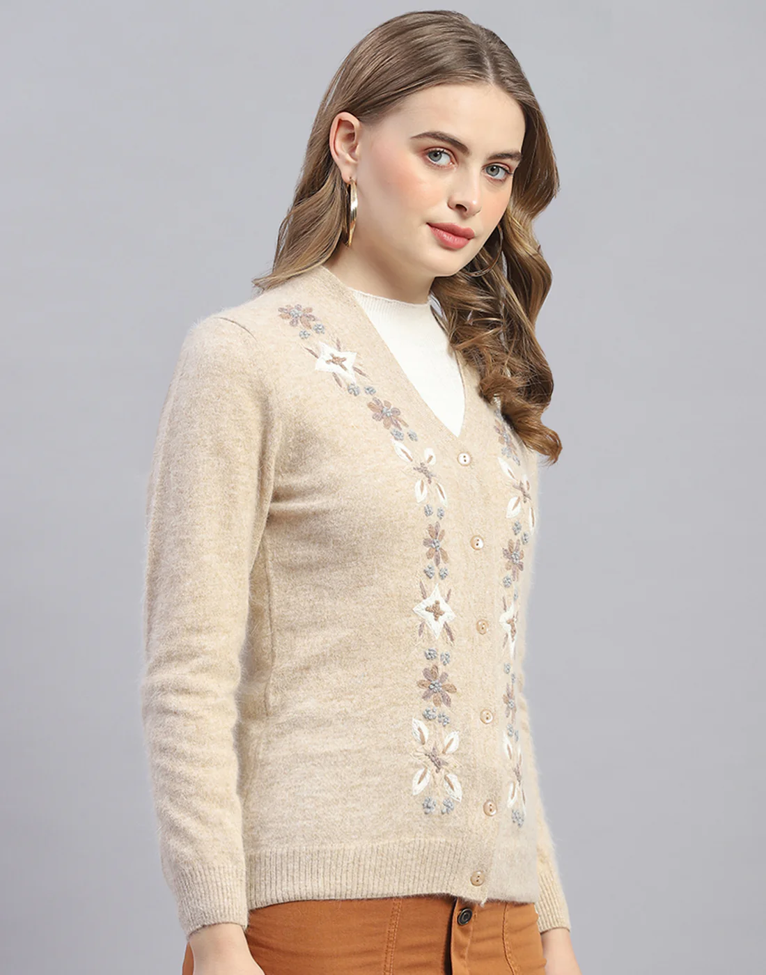 Women Beige Embroidered V Neck Full Sleeve Cardigan - Image 4