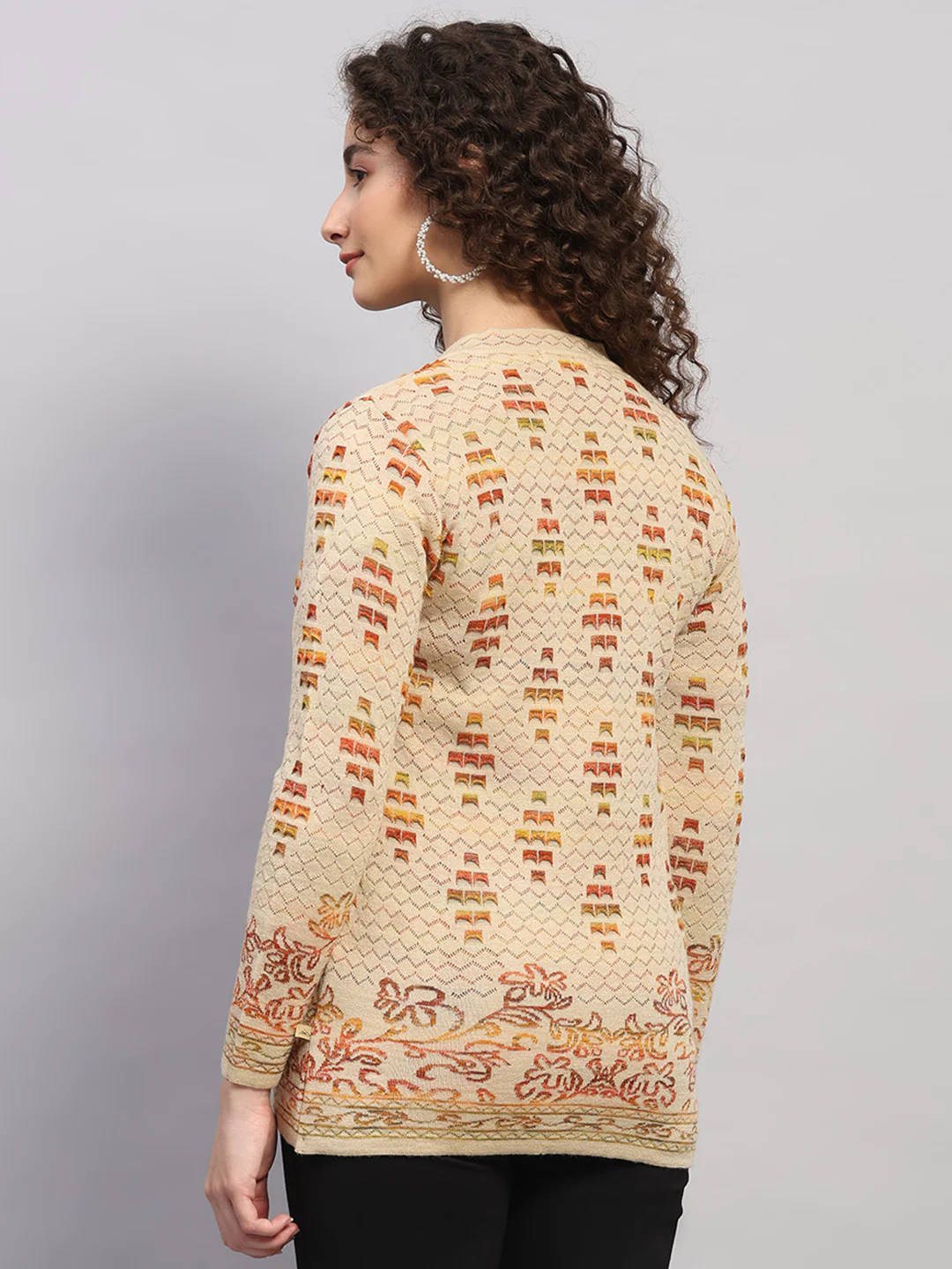 Women Beige Jaquard V Neck Full Sleeve Cardigan - Image 5