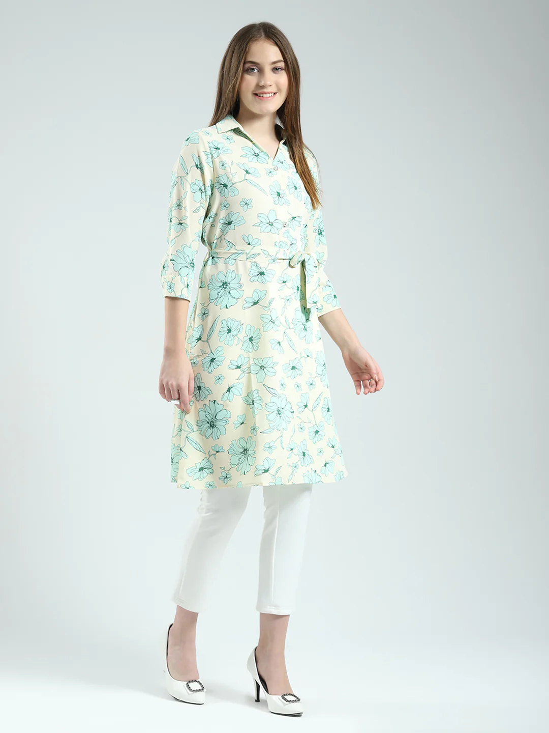 Women Beige Printed Collar 3/4th Sleeve Tunic - Image 4