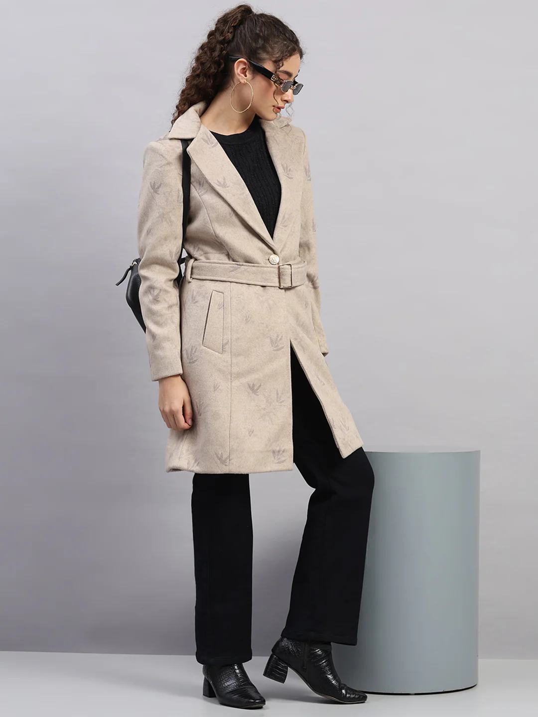 Women Beige Printed Collar Full Sleeve Coat - Image 2