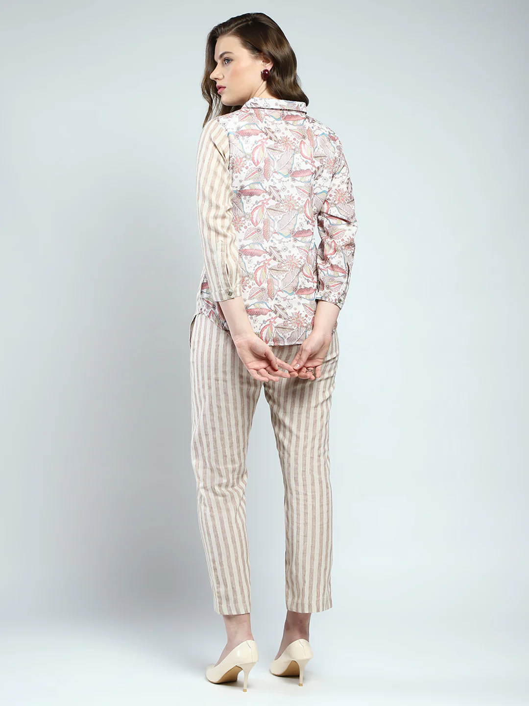 Women Beige Printed Collar Full Sleeve Cords Set - Image 6