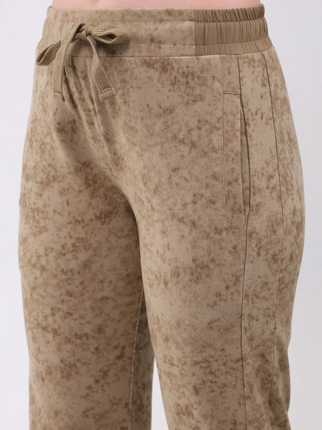 Women Beige Printed Hooded Full Sleeve Cords Set - Image 9