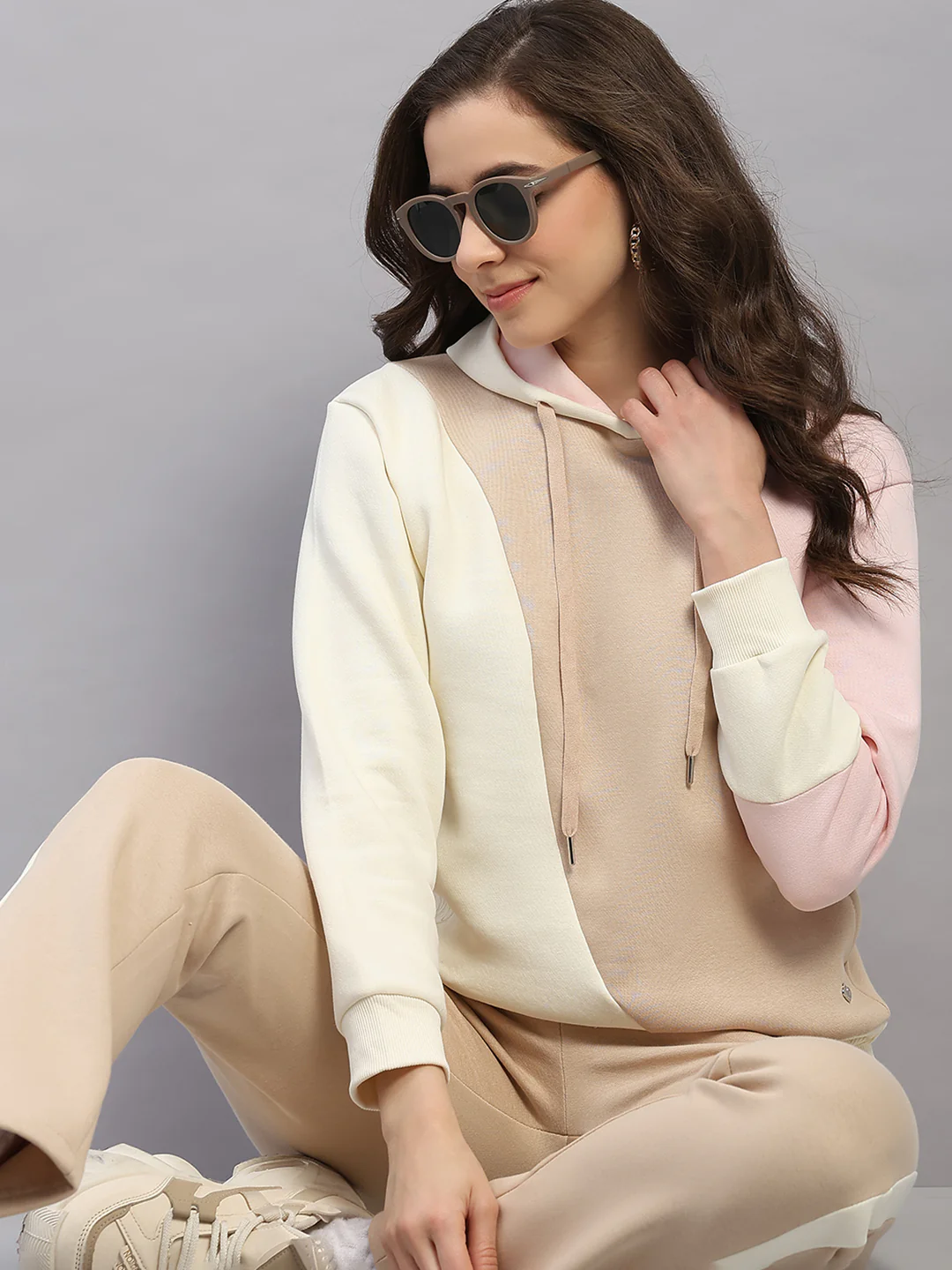 Women Beige Printed Hooded Full Sleeve Winter Tracksuit - Image 6
