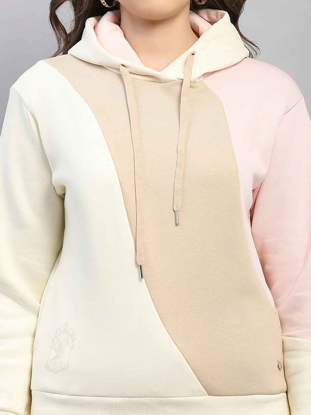 Women Beige Printed Hooded Full Sleeve Winter Tracksuit - Image 8
