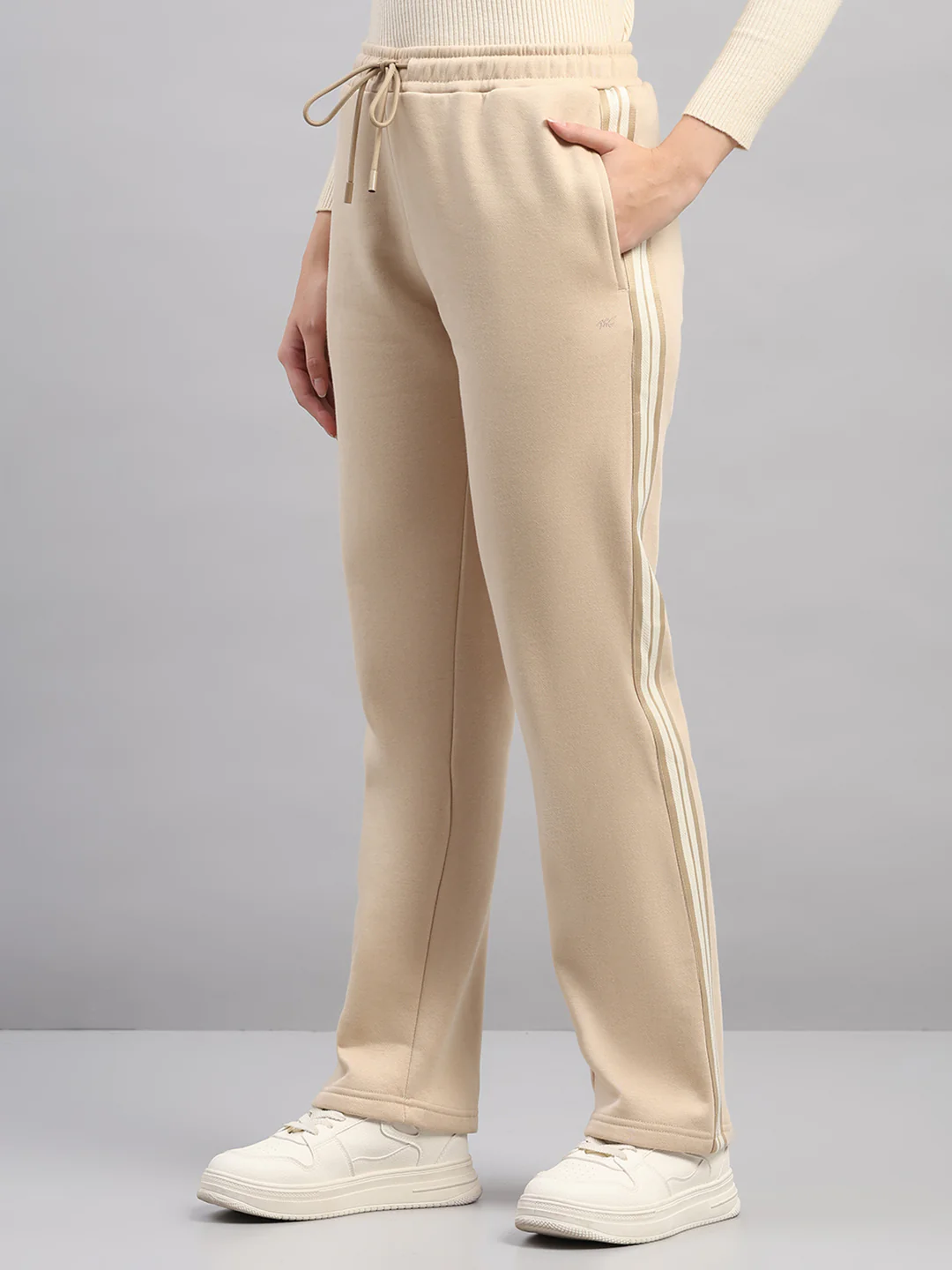 Women Beige Printed Hooded Full Sleeve Winter Tracksuit - Image 7