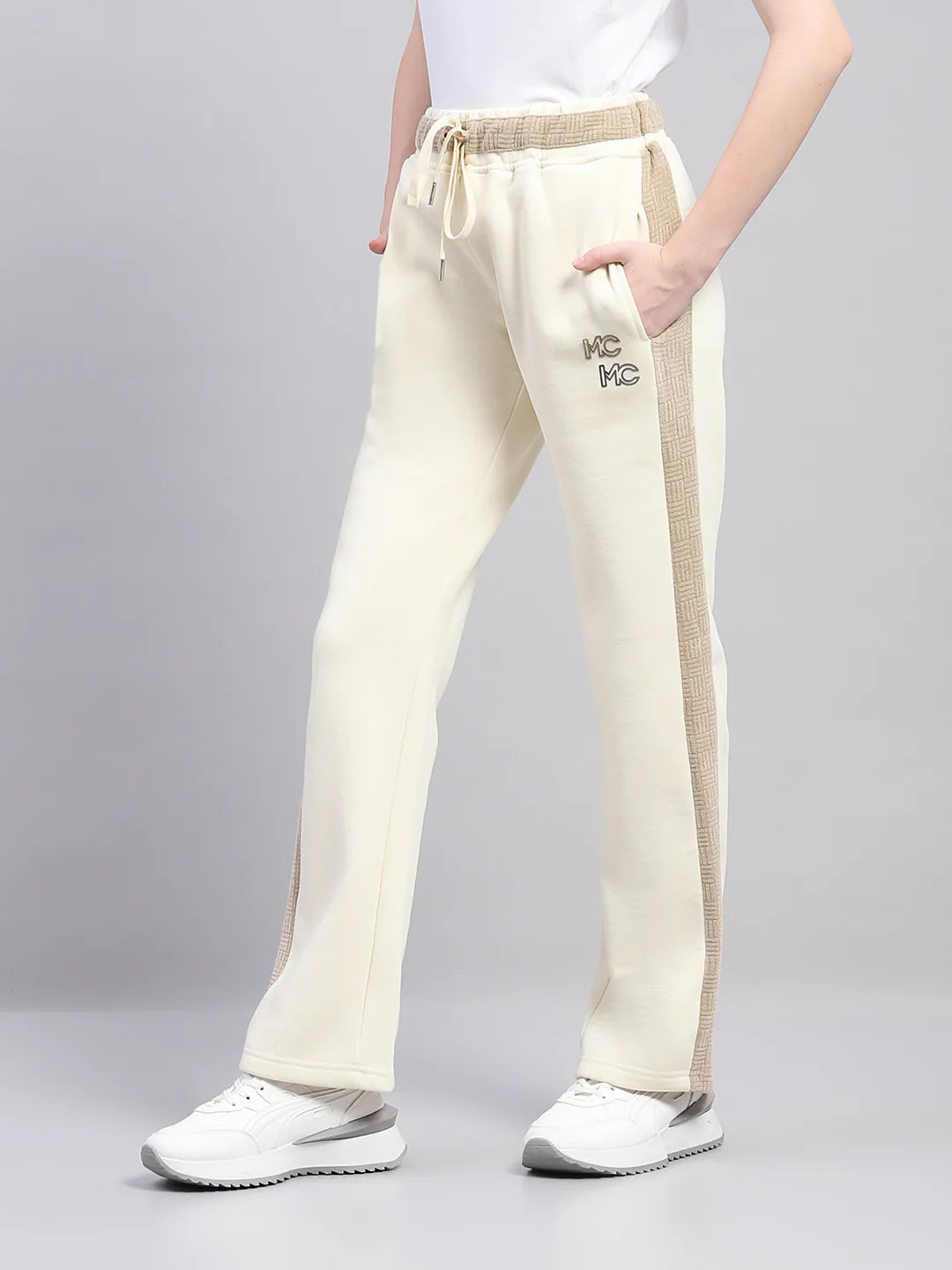 Women Beige Printed Regular Fit Lower - Image 3