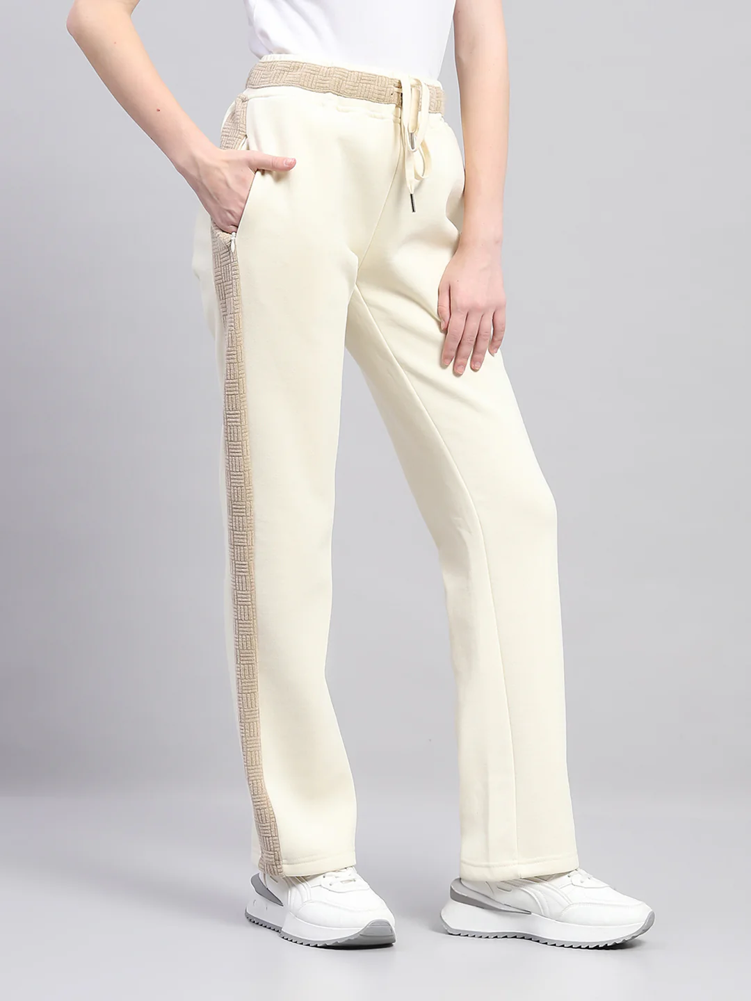 Women Beige Printed Regular Fit Lower - Image 4